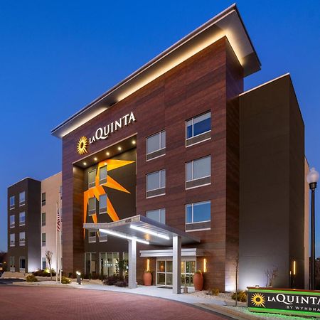 La Quinta Inn & Suites By Wyndham לוקוסט גרוב מראה חיצוני תמונה