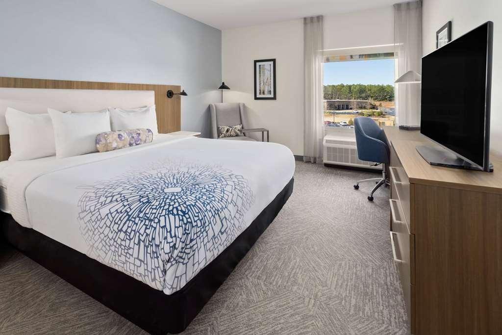 La Quinta Inn & Suites By Wyndham לוקוסט גרוב חדר תמונה